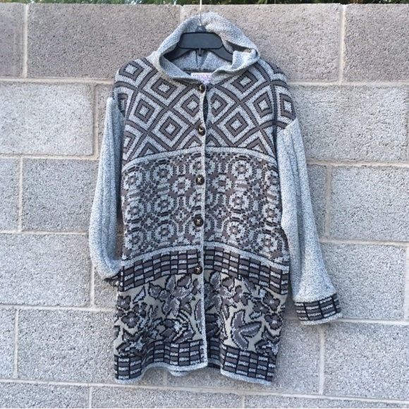 Violet Knitting Collections Sweater Button Down Hooded Free Size - Picture 1 of 11